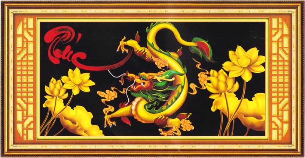 Tranh nên được đóng trong lồng kính có khung màu vàng